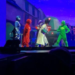 Meet your Posher, Cory